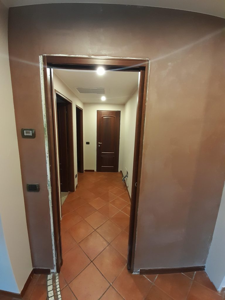 Corridoio e stuccatura