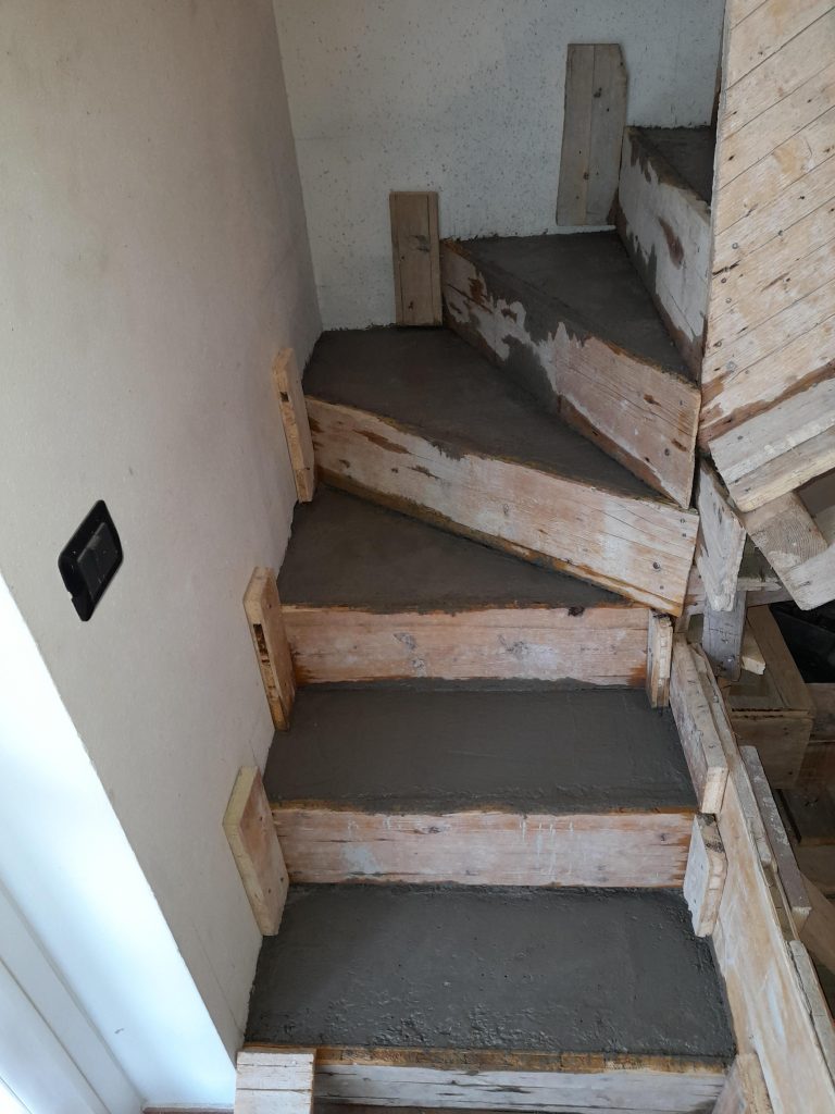 Getto scala interna casa privata